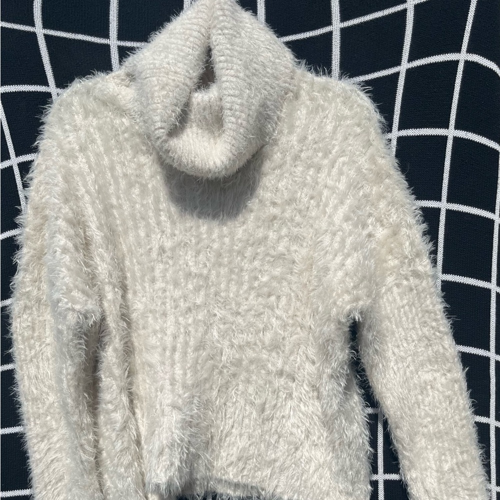 Fate medium fuzzy sweater